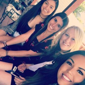 Meet your Posher, Victoria